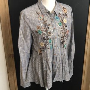 Anthropologie HD in Paris Detailed Button Down